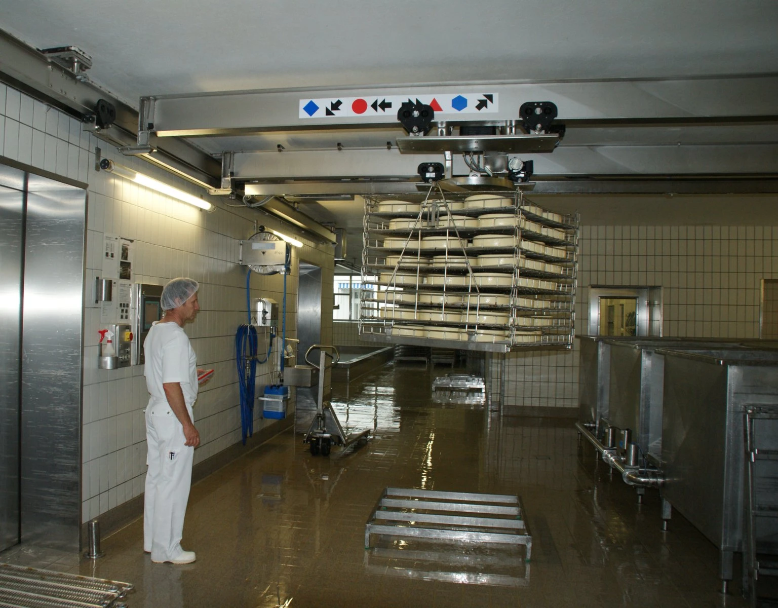 GIS Electric Hoist for Food Industry 11